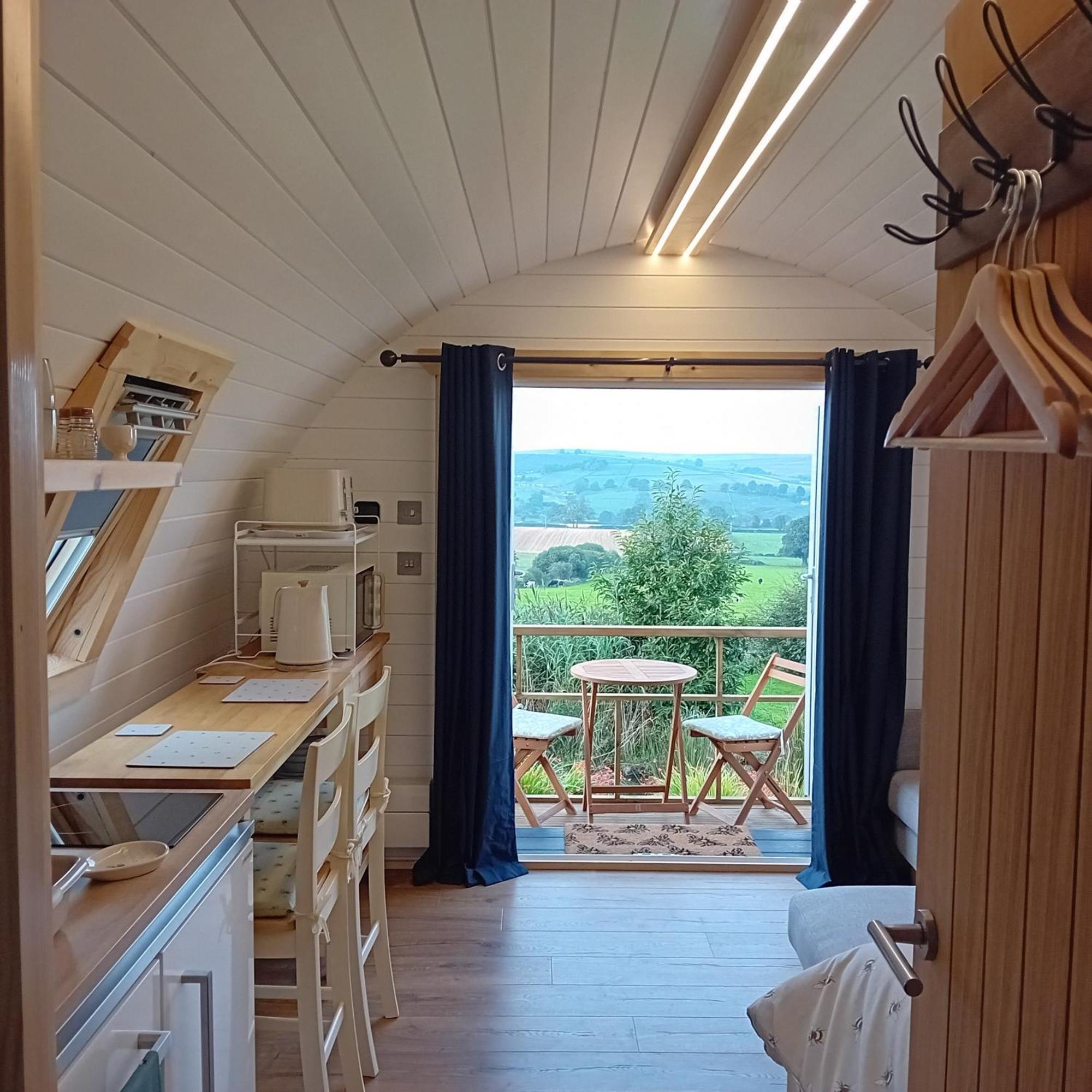 Coombs Glamping Pods Campsite