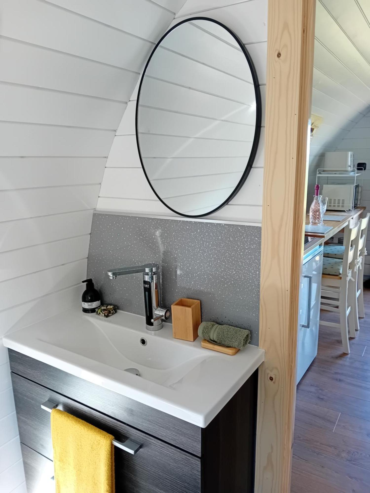 Coombs Glamping Pods Danby